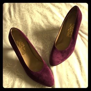 Ferragamo Suede Purple Pumps Vintage